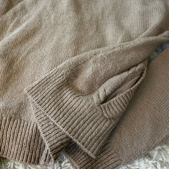 Pilcro Cropped & Collared Cable-Knit Cardigan Sweater - Picture 5 of 10